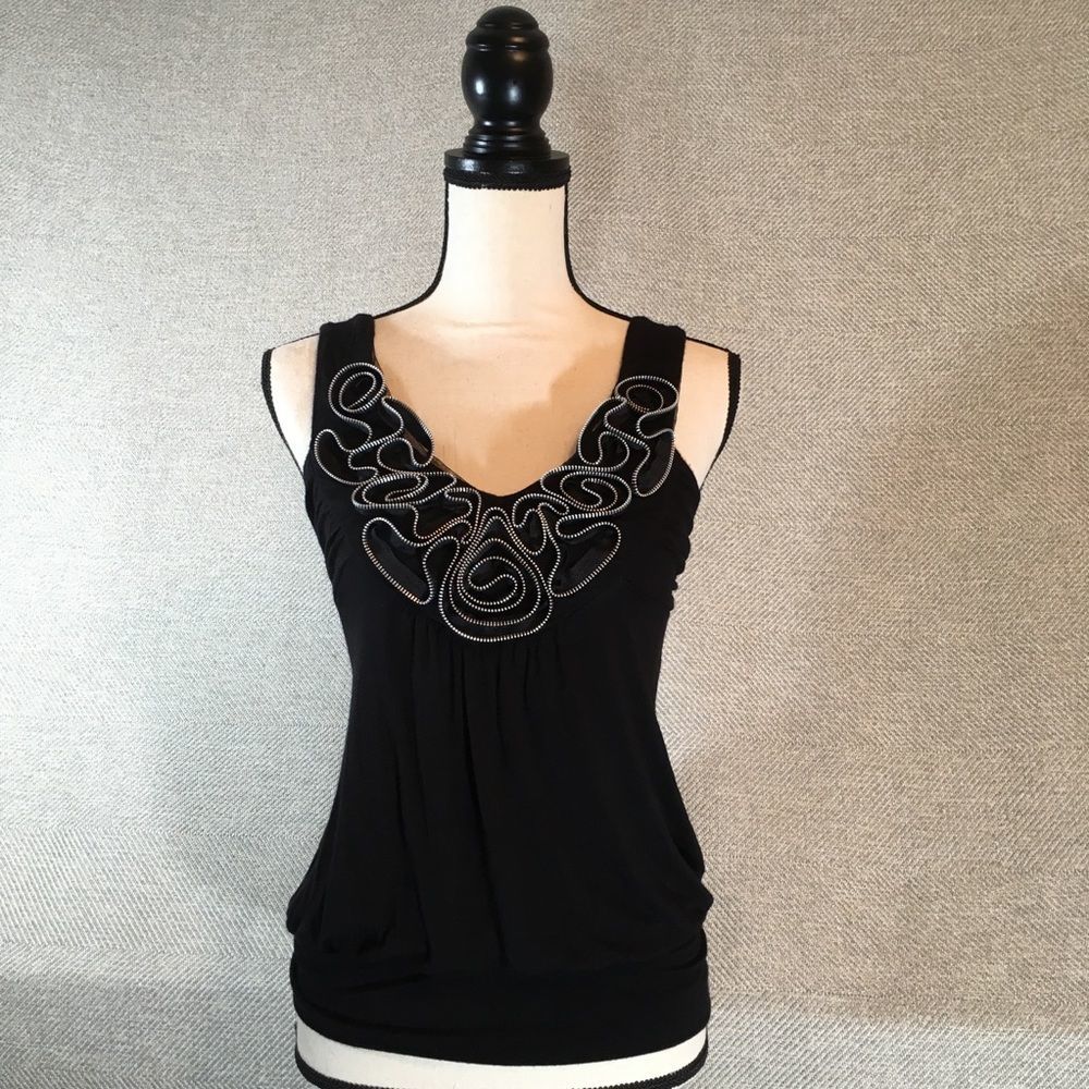 Black Zipper Myth Top
